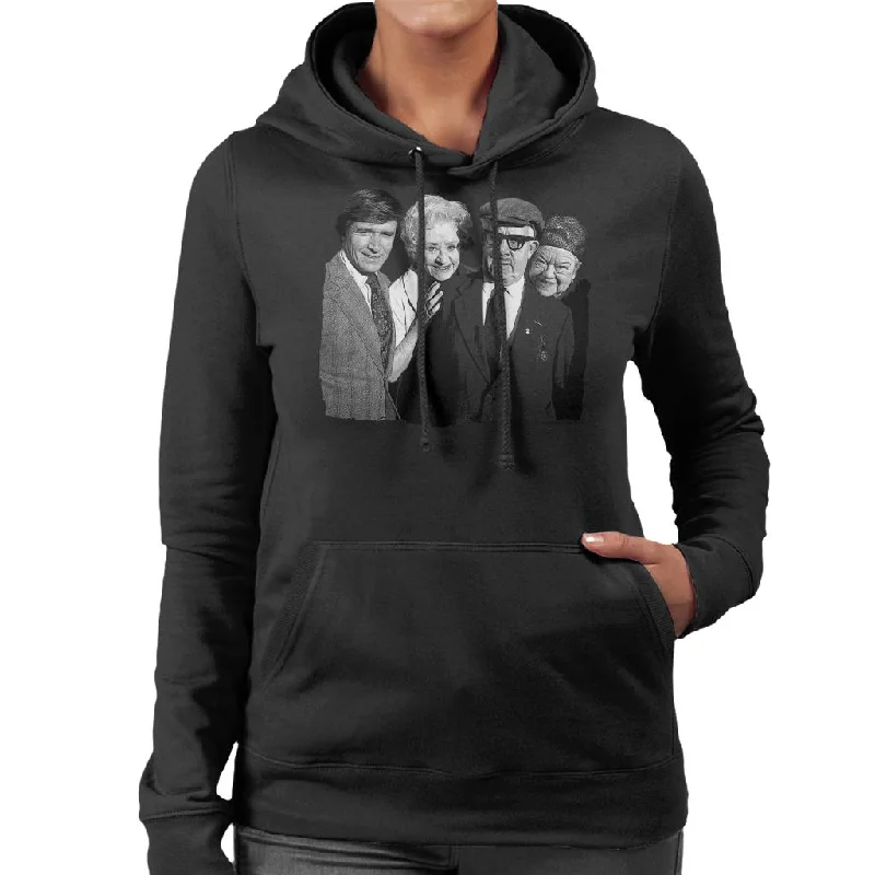 casual hoodie for menTV Times Select Cast Of Coronation Street 1975 Women's Hooded Sweatshirt