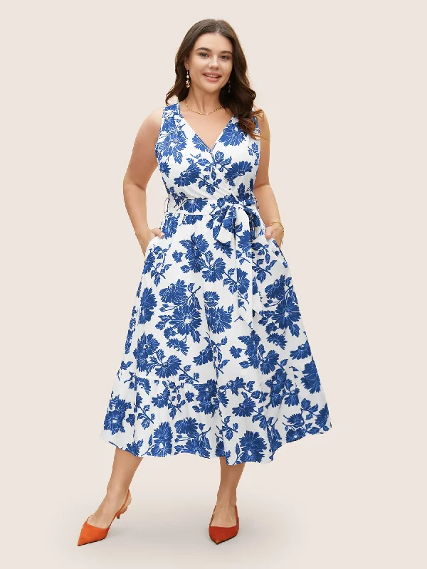 chic shift dressOverlap Collar Floral Sleeveless Belted Dress