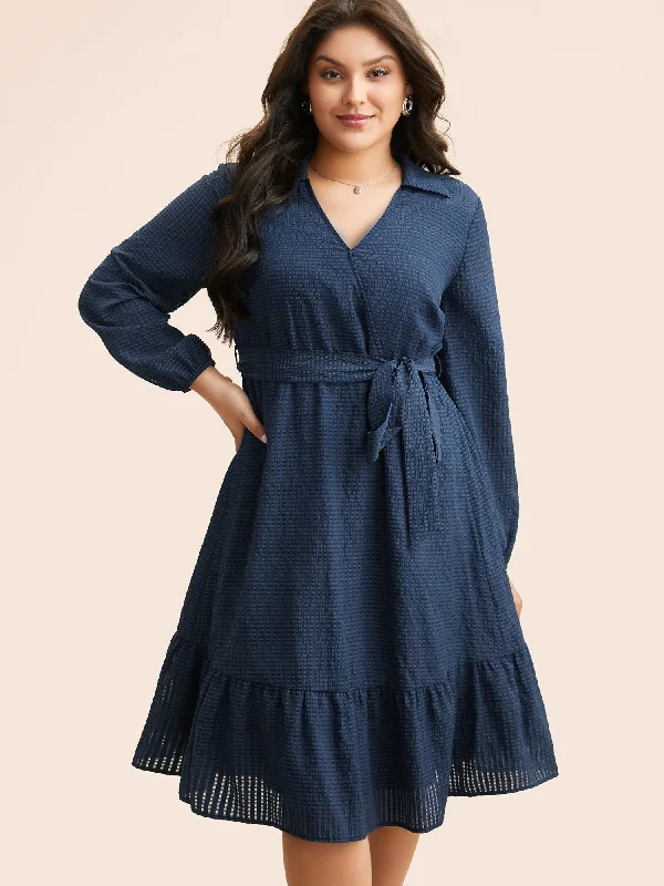 vintage dressOverlap Collar Plain Textured Midi Dress