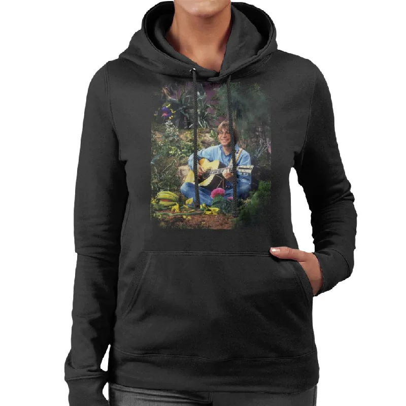 fleece-lined hoodieTV Times John Denver Perfomring On The Muppet Show Women's Hooded Sweatshirt