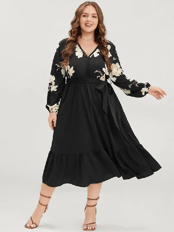 long-sleeve floral dressFloral Pocket Broderie Anglaise Lantern Sleeve Belted Flutter Dress